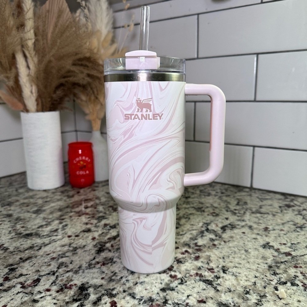 Stanley 40 oz. Adventure Quencher H2.O Flowstate Tumbler Rose Quartz Swirl
